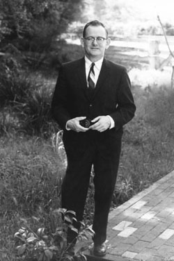 Garrett Hardin 1963
